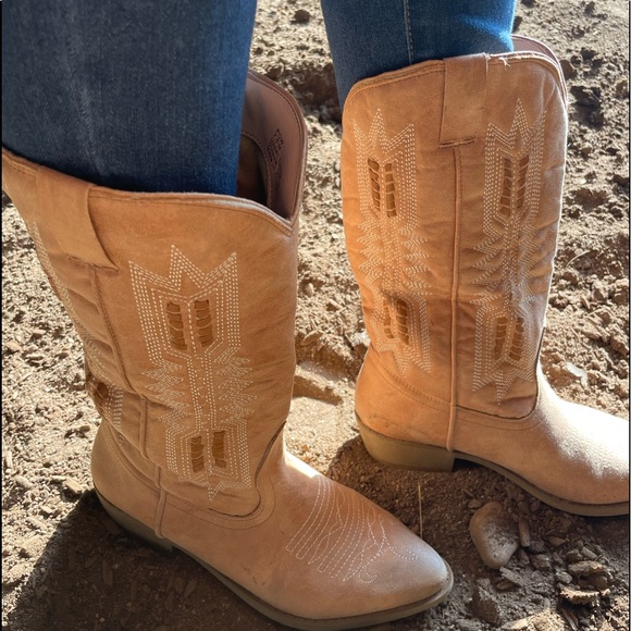 Coconuts by Matisse Shoes - Cowboy Boots